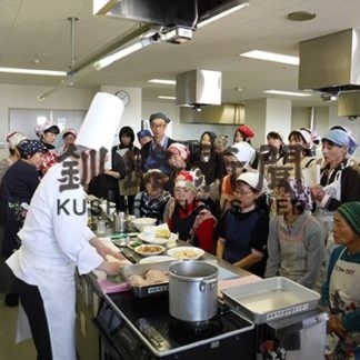 乳製品おいしく調理 楡金総料理長講師に教室(2019-10-14)