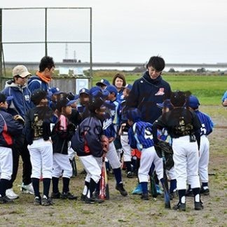 小学生に技術指導 ブレーブくしろ(2019-10-14)