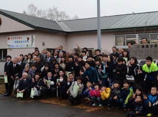 来年３月末で104年の歴史に幕　町立俵橋小の閉校式(2019-11-28)_1