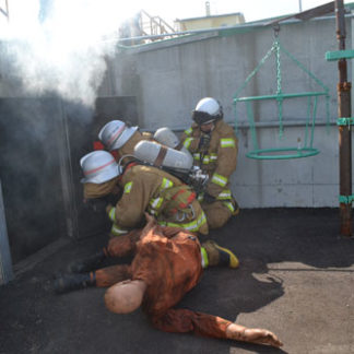 火や熱気、煙体感　釧路市消防本部(2019-09-07)