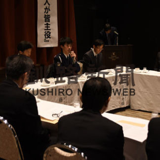 輸送繁忙期の　安全運転誓う　釧根地区ハイヤー協会(2019-12-16)