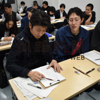 捜査用似顔絵講習　似顔絵の技術学ぶ(2019-12-01)