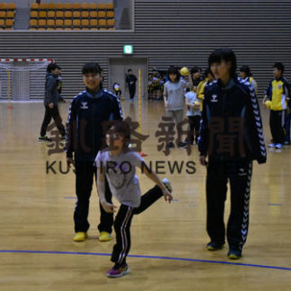 ハンドボール体験教室　メーヴェン釧路(2019-12-23)