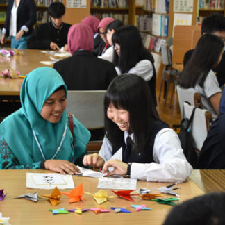 書道や折り紙を体験(2019-09-08)