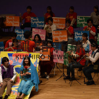 ステージで観客魅了　道教育大釧路校定演(2019-12-10)