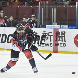 クレインズ快勝　準決勝へ(2019-12-07)