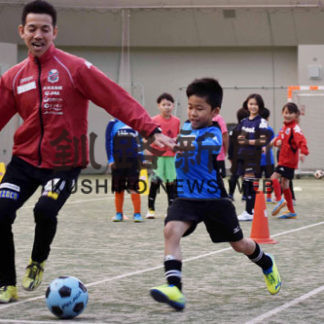 釧路で元コンサ大森さんがサッカー教室(2019-12-16)