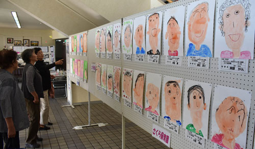 祖父母 表現力豊かに描写(2019-09-15)