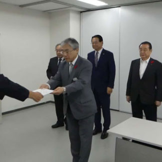 矢臼別米軍訓練　安全対策徹底を　４町、防衛局長に要請書(2019-10-04)