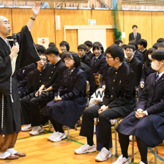 諦めないことが重要　釧湖陵高進路講演会(2019-12-11)