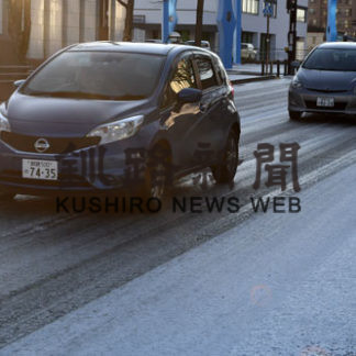 ツルツル路面 気をつけて(2019-12-10)