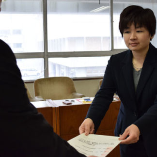 教育問題是正へ市や市教委に要請　北教組釧路支部など(2019-10-16)