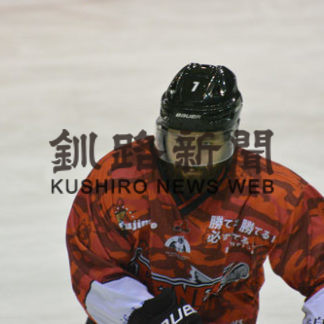 クレインズに新外国人選手(2019-09-10)