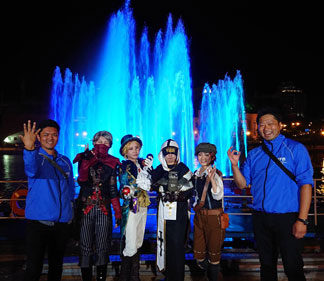 コスプレや噴水ショーに笑顔(2019-09-04)