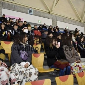 インカレ客席も熱気　最終日に最多１２５７人(2019-12-30)