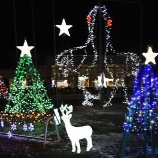 鶴居村総合センター前庭でイルミネーションが点灯(2020-01-26)