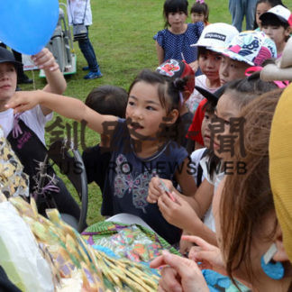 しまざきマルシェ　お菓子やチーズメニューが人気(2019-08-22)
