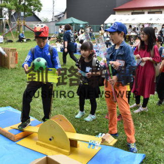 ゲームやクイズ　子供らの歓声　とんけし児童センター(2019-07-10)