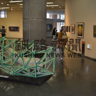 斉藤さんの彫刻など　入賞作品３８点ずらり　全道展道東地区展(2019-08-09)