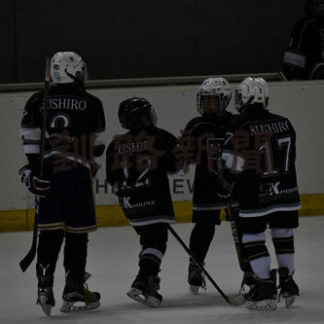 １２チームが熱戦　試合で実力測る　小学アイホ(2019-08-19)