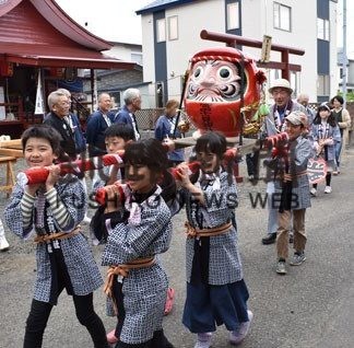 富士見神社例大祭　大みこし威勢よく(2019-07-11)