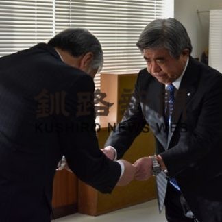 棚野白糠町長、７選出馬(2020-01-26)