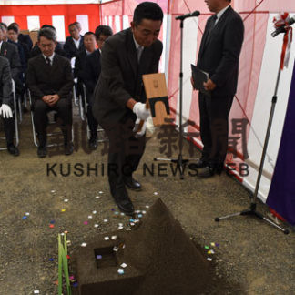 牛舎新築工事　安全を祈る(2019-08-09)