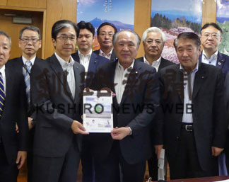 医師会看護専門学校への支援を要請(2019-07-07)