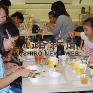 フリーズドライ食品で夏デコカレー(2019-08-06)