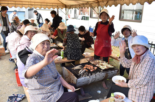 BBQに舌鼓 野外レクに笑顔 昭園町内会(2019-07-05)