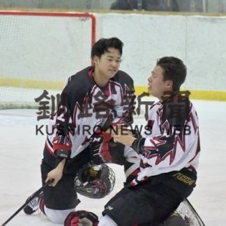 釧路勢５年ぶり４強逃す　全国高校アイスホッケー総評(2020-01-28)