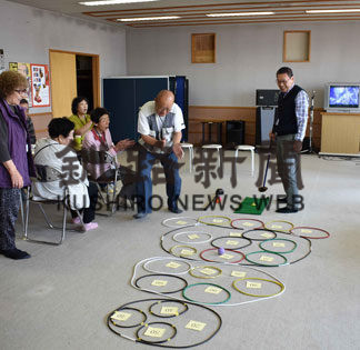 いきいきサロンで　健康づくりに汗　星が浦５丁目町内会　(2019-06-28)