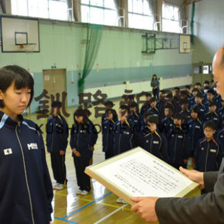 教育図書３校に贈呈(2019-07-17)_3