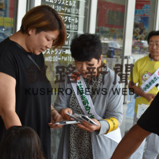 犯罪や非行を防止社明運動街頭啓発関係者４０人(2019-07-12)