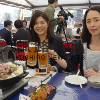 ビールとジンギスカン　屋外で「乾杯」満喫　札幌でビアガーデン(2019-05-18)