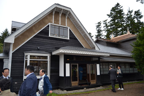 別海の旧奥行臼駅逓所 7日、改築後初の見学ツアー(2019-06-29)