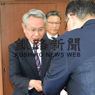 防災対策に役立てて　市に寄付(2019-07-11)