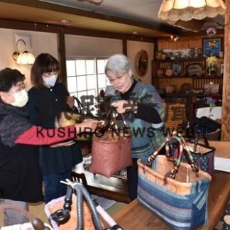 吉田由美子一閑張り教室が作品展(2020-02-25)