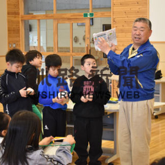 リサイクルの授業　講師に表さん(2019-05-02)