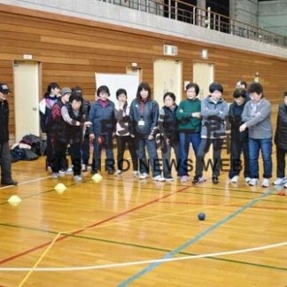 ボッチャで和気あいあい(2020-02-08)