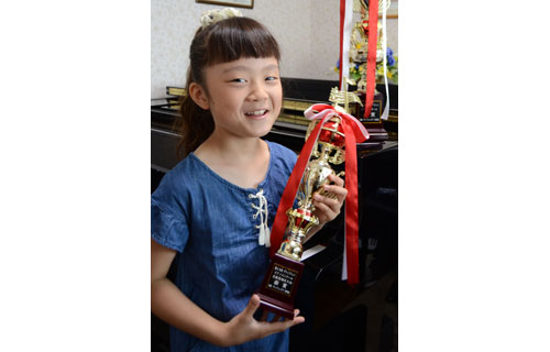 熊谷さん(中標津東小学校2年)ピアノで全国へ(2019-06-07)