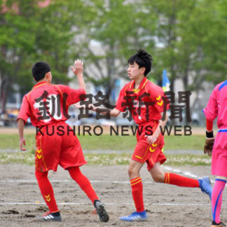 コンサ5連勝Ｖ王手 釧新旗中学サッカー(2019-06-11)_1
