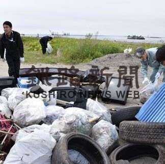 ごみ２㌧西港で回収(2019-07-17)