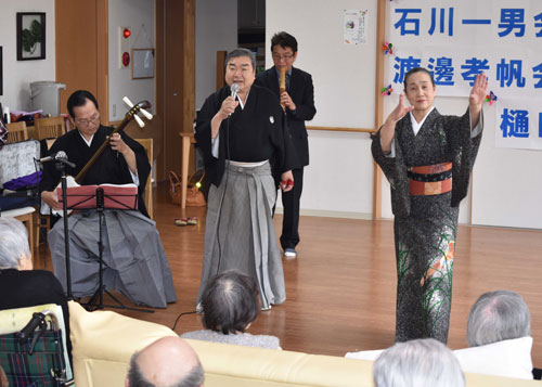 迫力ある演奏、舞踊披露 民謡演奏会(2019-05-01)