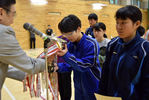 釧路湖陵高山岳部、3年連続で全国へ 女子は2年連続(2019-06-29)