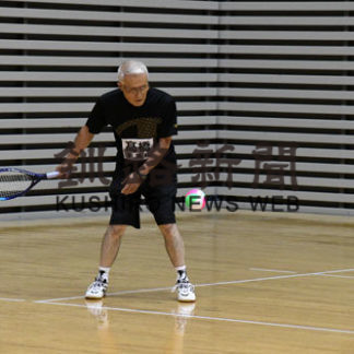 ネット挟んで交流　ミニテニス　(2019-06-11)