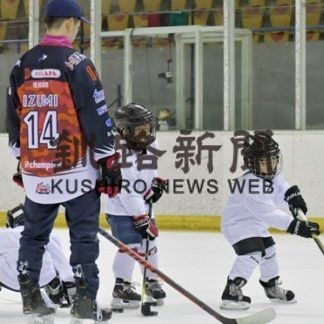 クレインズとイーグルス選手がアイスホッケー教室(2020-02-16)