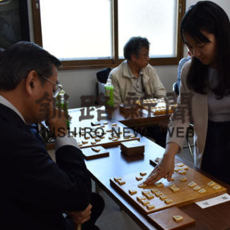 中村女流三段が将棋指導　つみきの仲間の会(2019-06-12)
