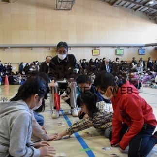 釧路でかるた大会　絵札通じ防犯学ぶ(2020-02-03)