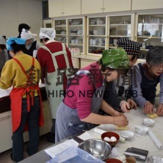 公民館講座　楽しみながら菓子パン作り(2020-02-26)